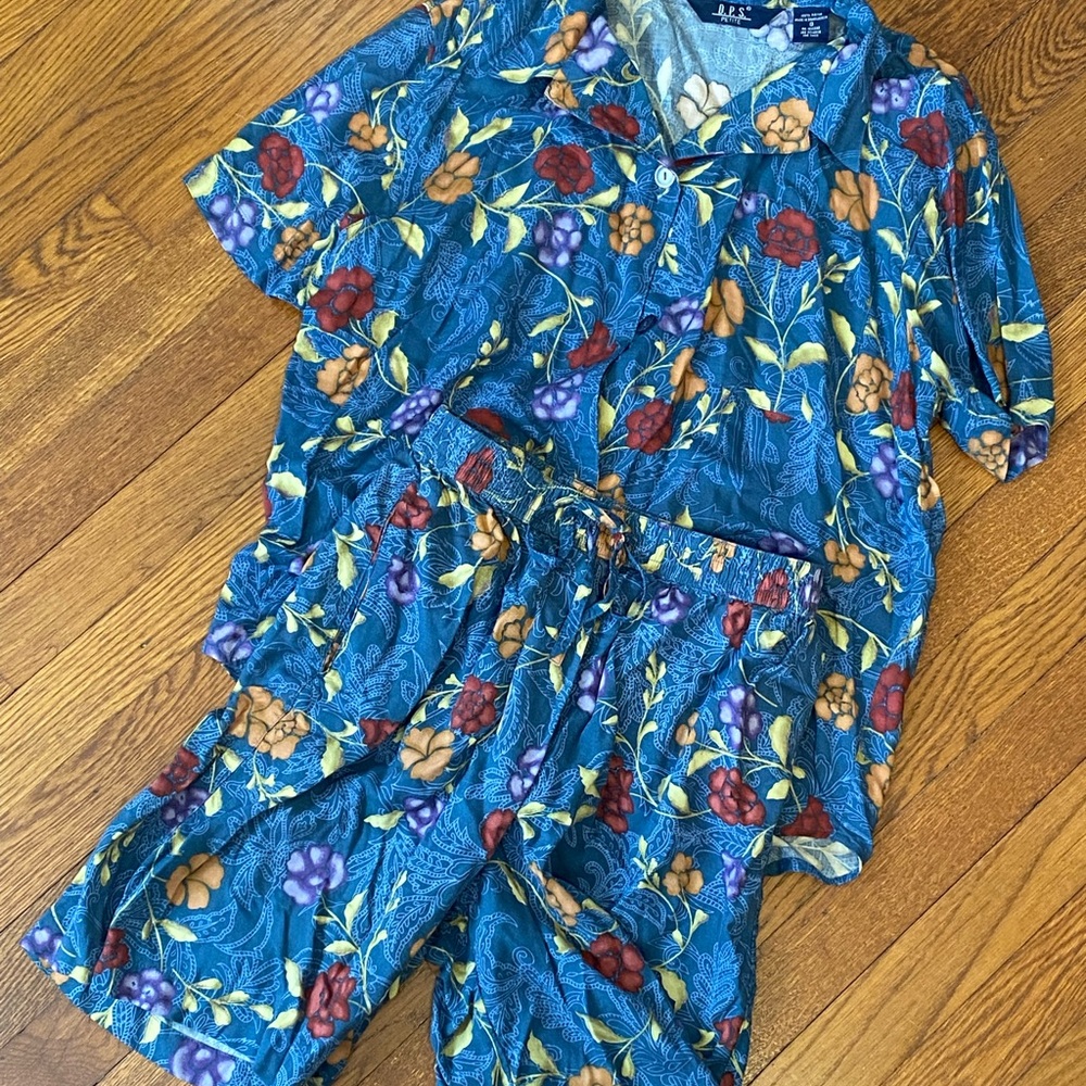 Two piece floral set